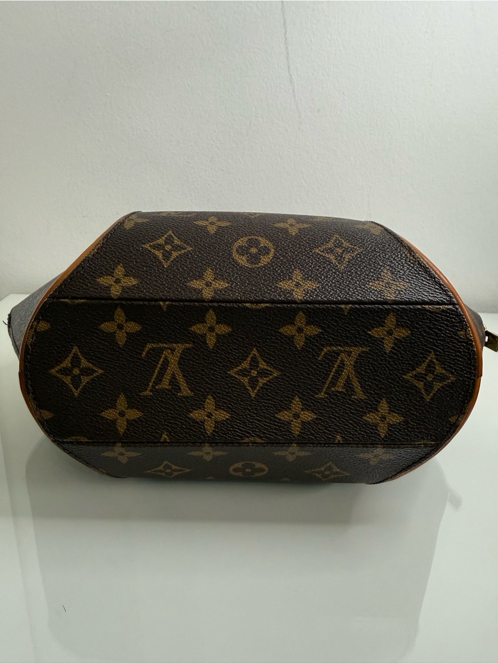 Louis Vuitton Vintage Monogram Ellipse PM - Picture 6 of 14